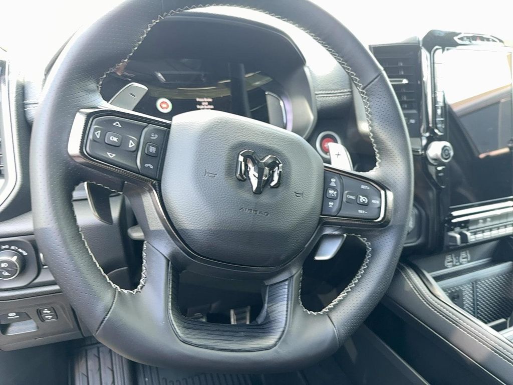 2026 RAM 1500 RHO CREW CAB 4X4 5'7' BOX — фото 9