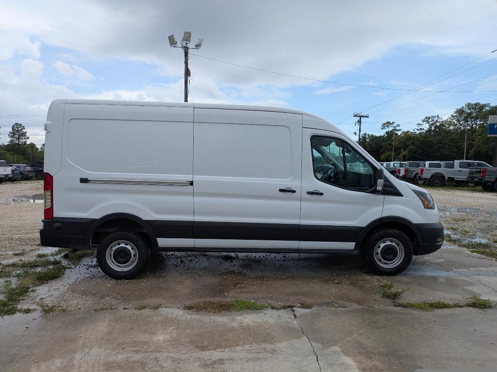 صورة 3 لـ 2024 FORD TRANSIT-250 148 WB MEDIUM ROOF CARGO