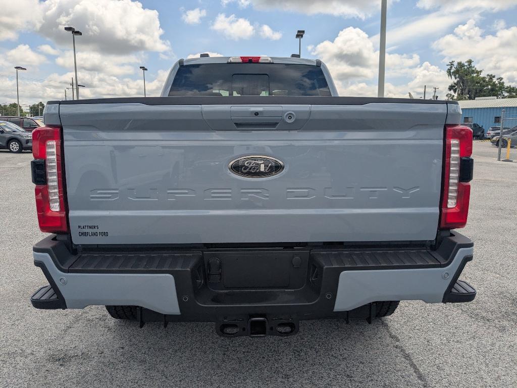 2026 FORD F-250 LARIAT — фото 5