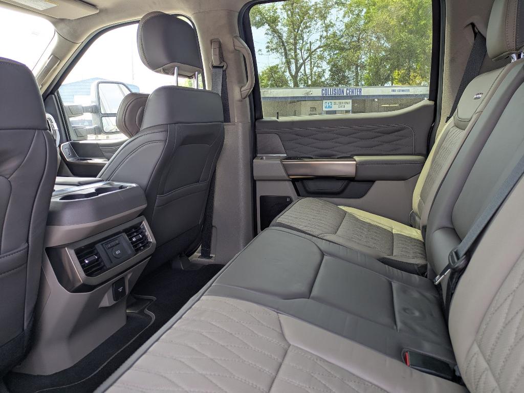 2026 FORD F-450 PLATINUM — миниатюра 15