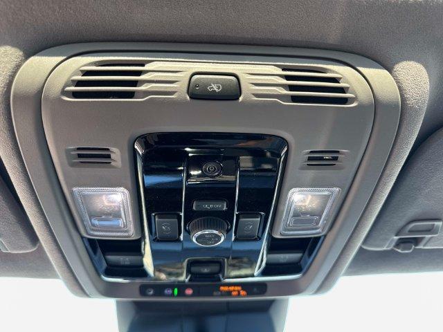 صورة مصغرة 23 لـ 2026 Cadillac ESCALADE ESV PLATINUM SPORT