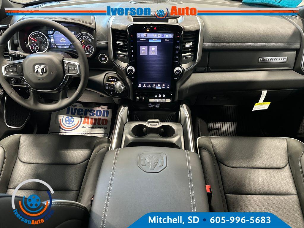 صورة مصغرة 26 لـ 2026 RAM 1500 LARAMIE