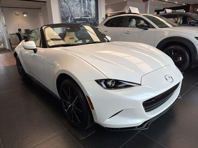 New 2026 Mazda MX-5 Miata GRAND TOURING