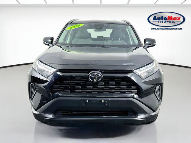 2025 Toyota RAV4 XLE 缩略图 2