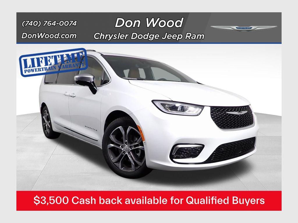 New 2026 Chrysler Pacifica Pinnacle