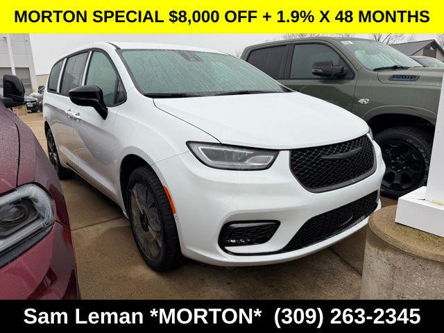 New 2026 Chrysler Pacifica L