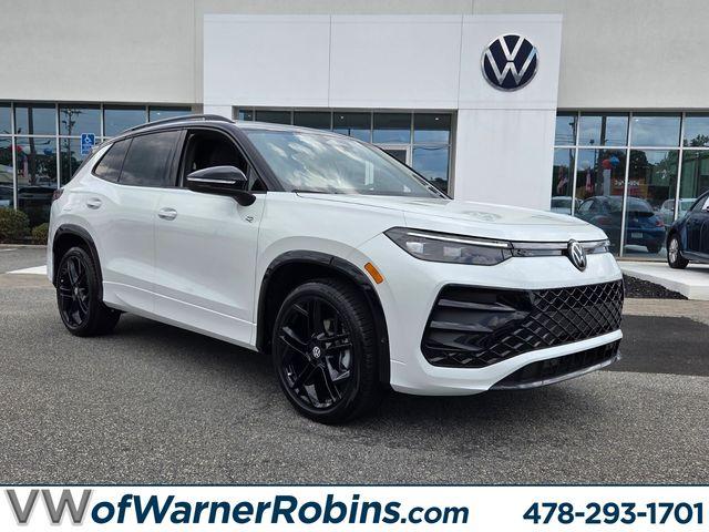 New 2026 Volkswagen Tiguan 2.0T SE R-Line Black