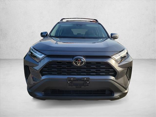 صورة 2 لـ 2025 Toyota RAV4 XLE