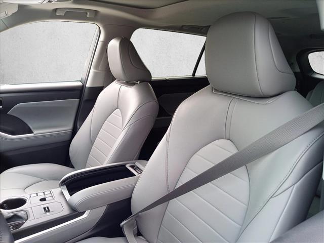 TOYOTA HIGHLANDER - 10