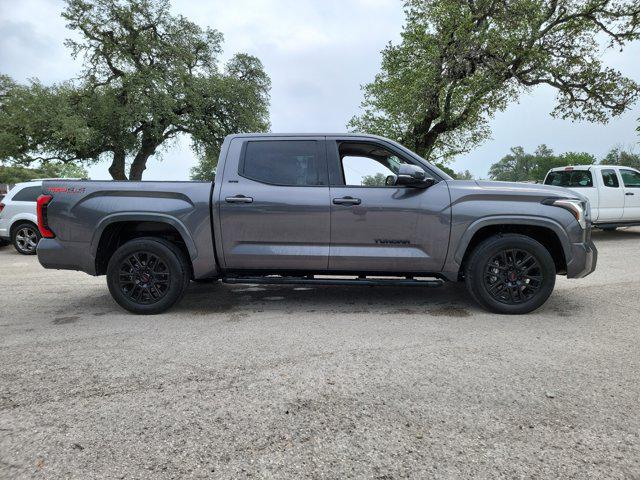 TOYOTA TUNDRA - 4