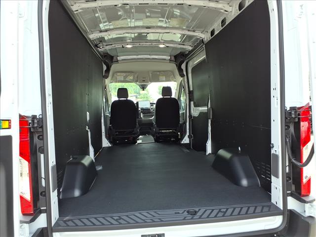 صورة 10 لـ 2026 FORD TRANSIT-250 148 WB MEDIUM ROOF CARGO