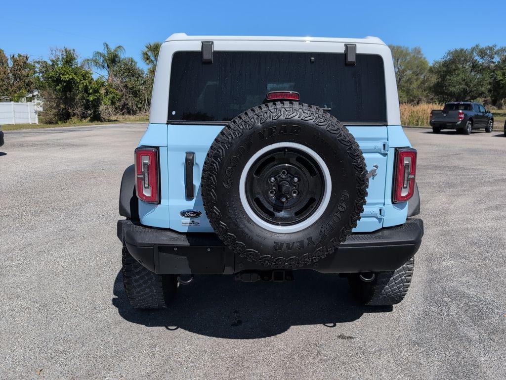 FORD BRONCO - 4
