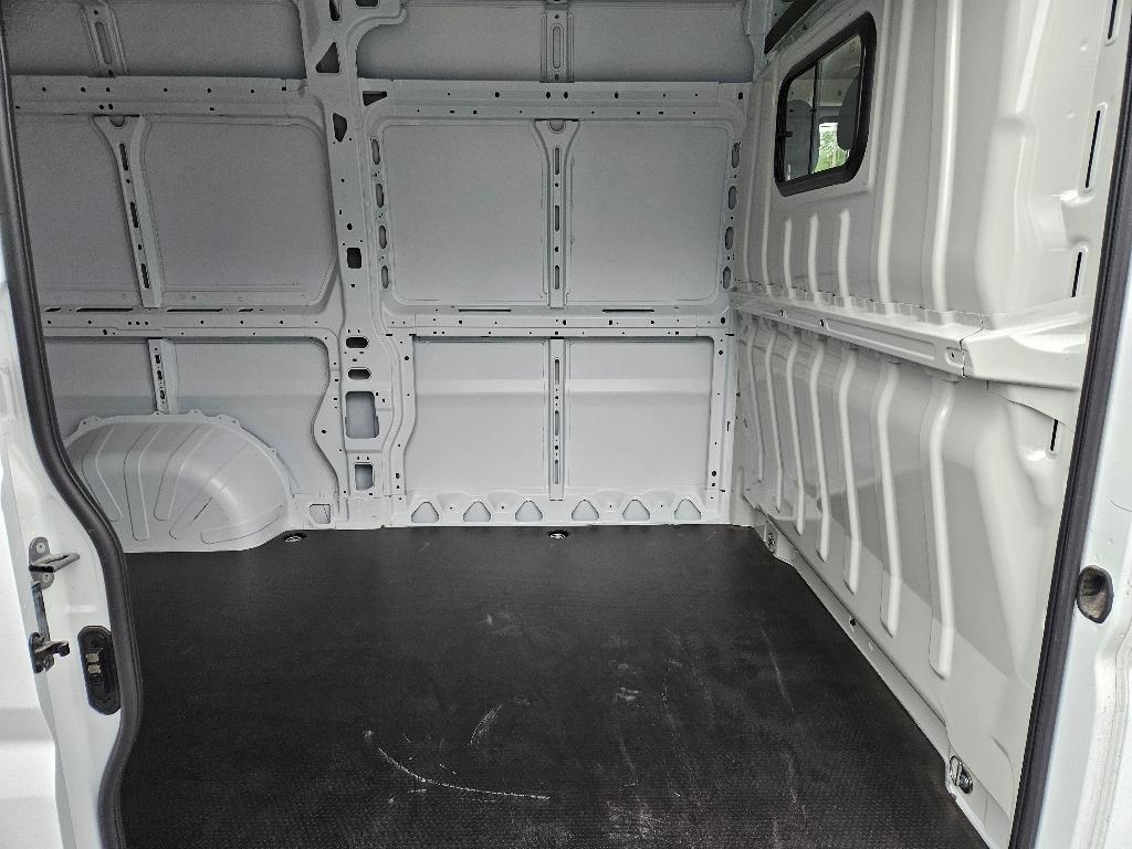صورة مصغرة 12 لـ 2026 RAM PROMASTER 1500 BASE