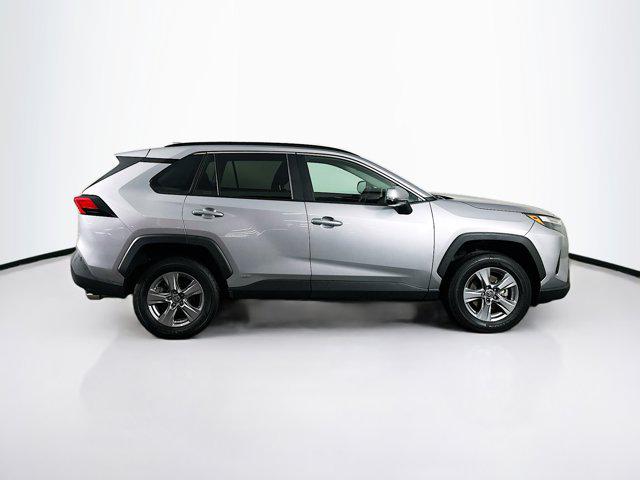 TOYOTA RAV4 - 8