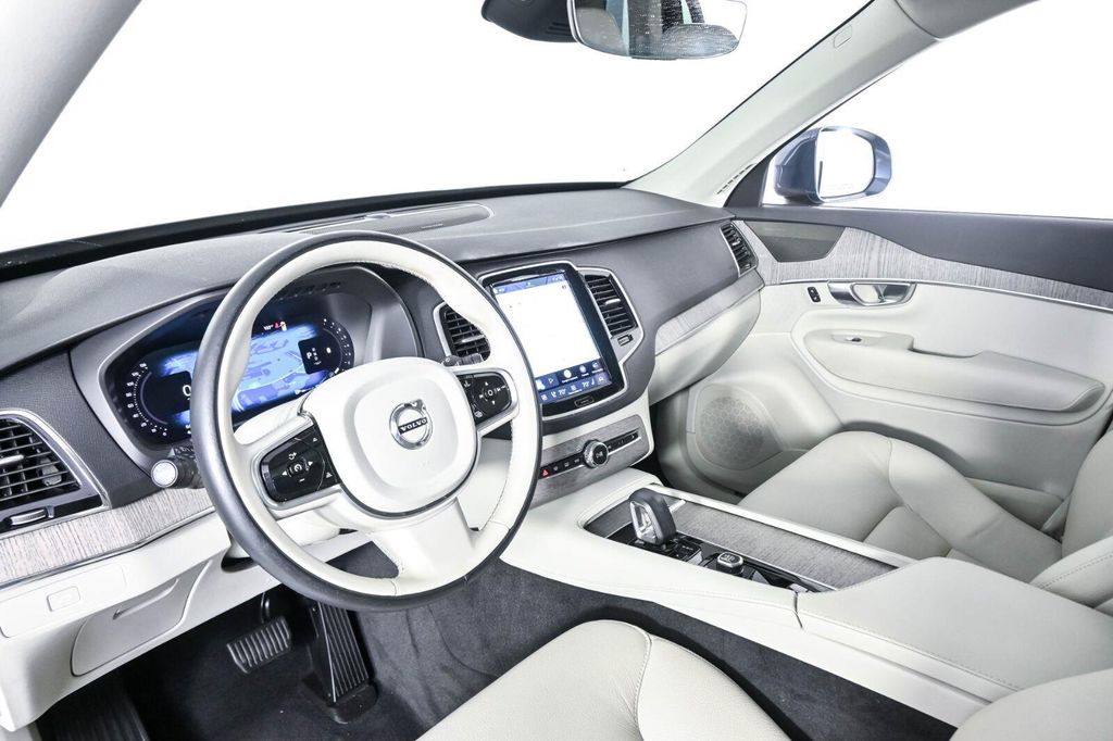 صورة 4 لـ 2023 Volvo XC90 B6 PLUS 7-SEATER