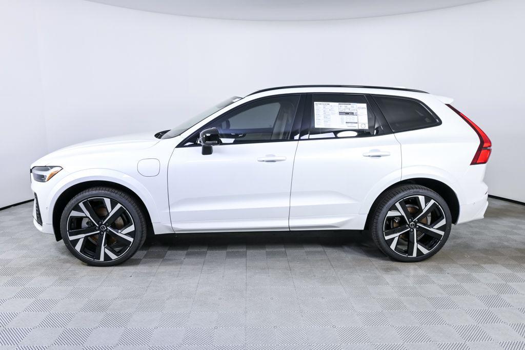 2026 Volvo XC60 PLUG-IN HYBRID ULTRA, T8 AWD ELECTRIC/GASOLIN 照片 2