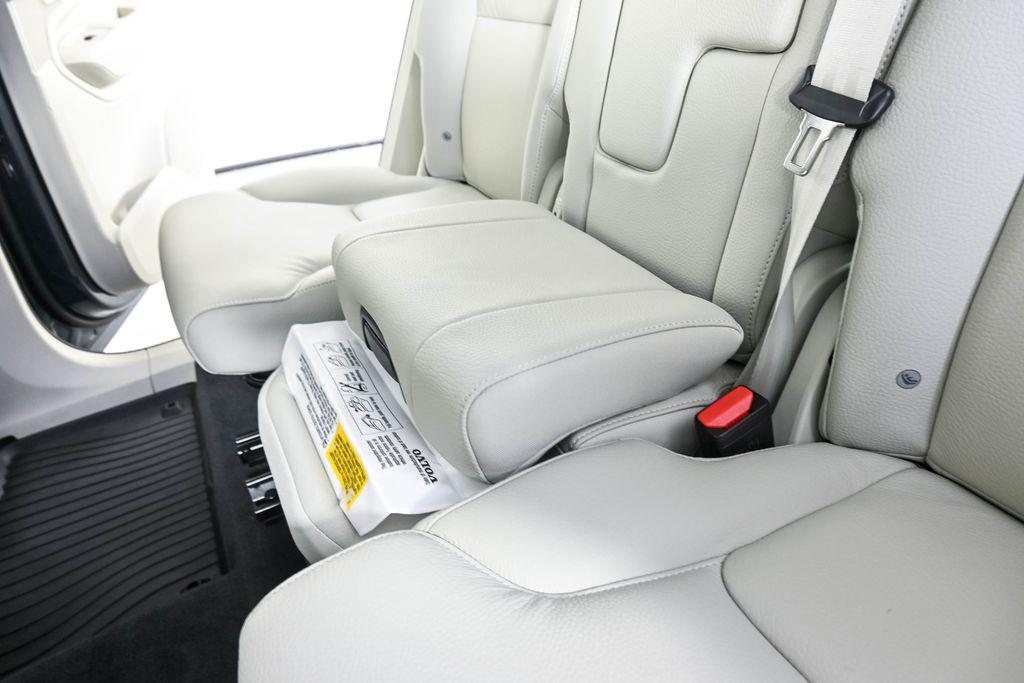 2024 Volvo XC90 B5 PLUS BRIGHT THEME — миниатюра 23
