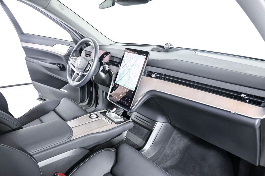 2025 Volvo EX90 ULTRA, TWIN MOTOR PERFORMANCE, FULLY ELECTRIC 缩略图 23