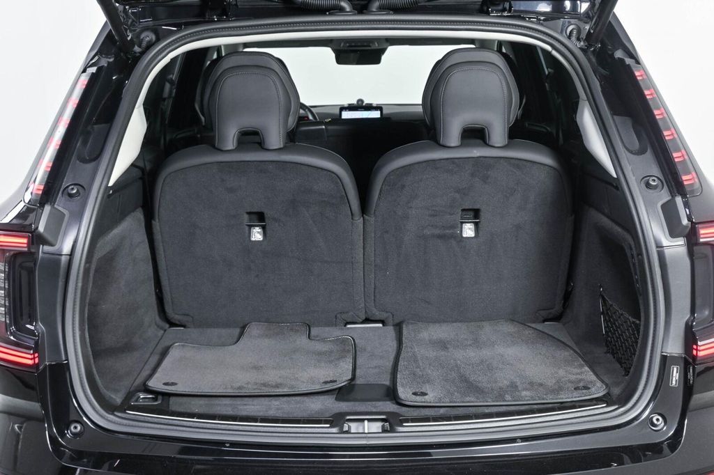 2025 Volvo EX90 ULTRA, TWIN MOTOR PERFORMANCE, FULLY ELECTRIC 缩略图 29