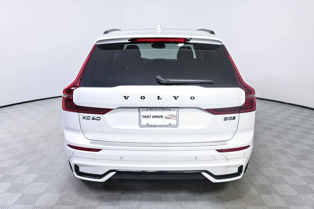 2026 Volvo XC60 B5 ULTRA BLACK EDITION 缩略图 29