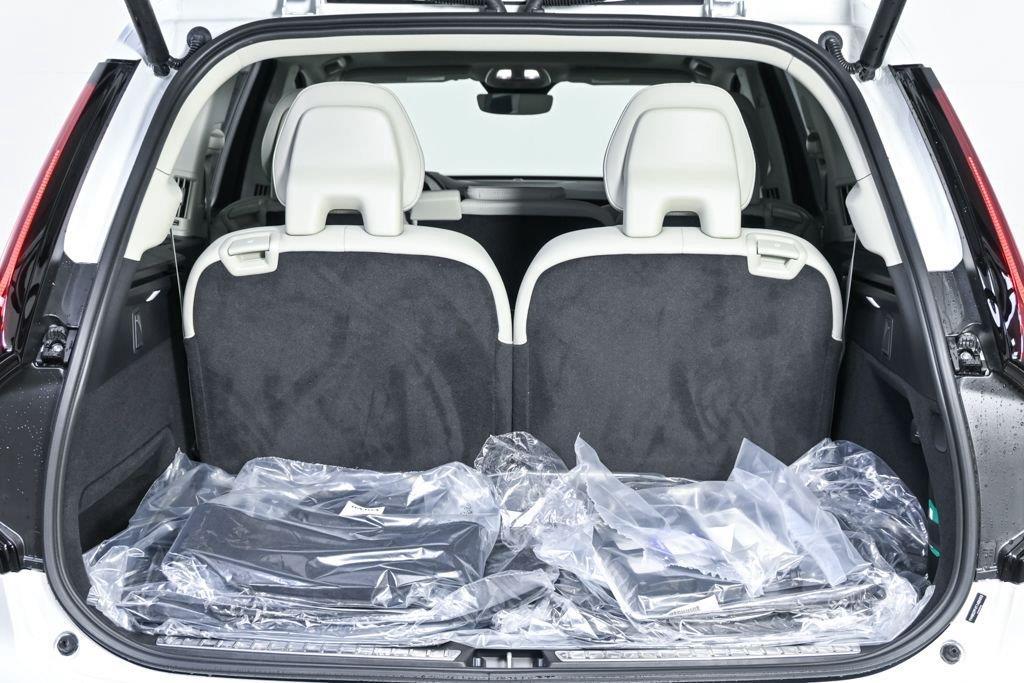 2026 Volvo XC90 ULTRA, B6 AWD GAS (MILD HYBRID), GASOLINE, BR 缩略图 32