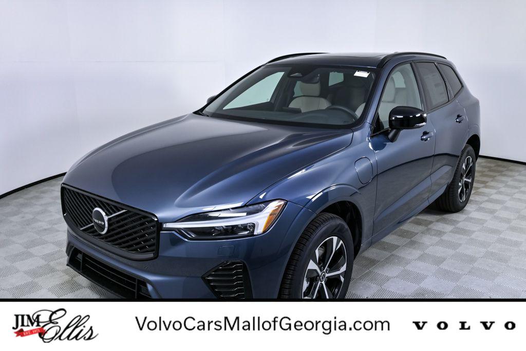 New 2026 Volvo XC60 Plug-In Hybrid Core, T8 AWD Electric/Gasoline, Dark