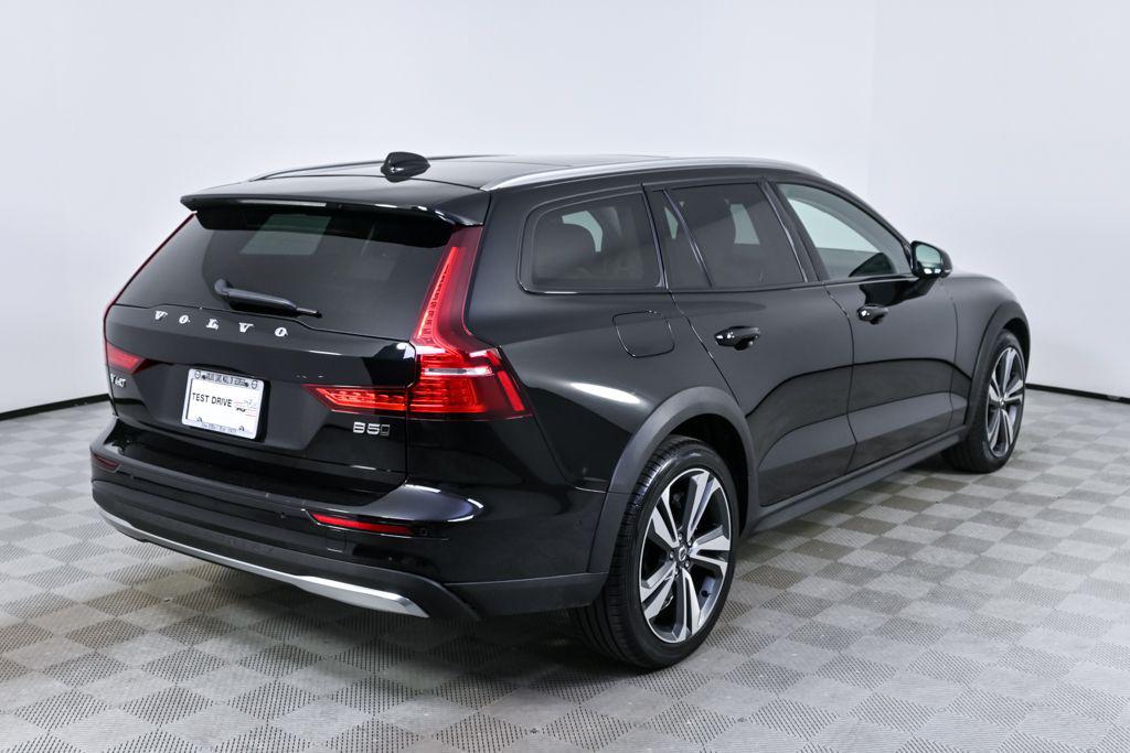 2025 Volvo V60 CROSS COUNTRY PLUS, B5 AWD GAS (MILD HYBRID) 缩略图 29