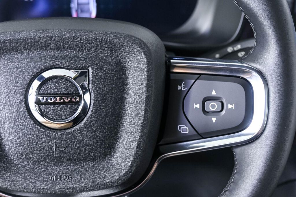 2024 Volvo C40 RECHARGE PURE ELECTRIC TWIN ULTIMATE — миниатюра 11