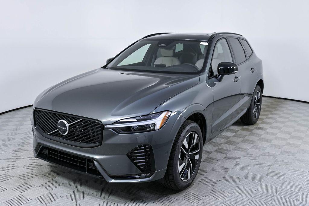 New 2026 Volvo XC60 B5 Plus