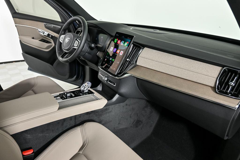 2026 Volvo XC90 PLUS, B6 AWD GAS (MILD HYBRID), GASOLINE, BRI — миниатюра 24