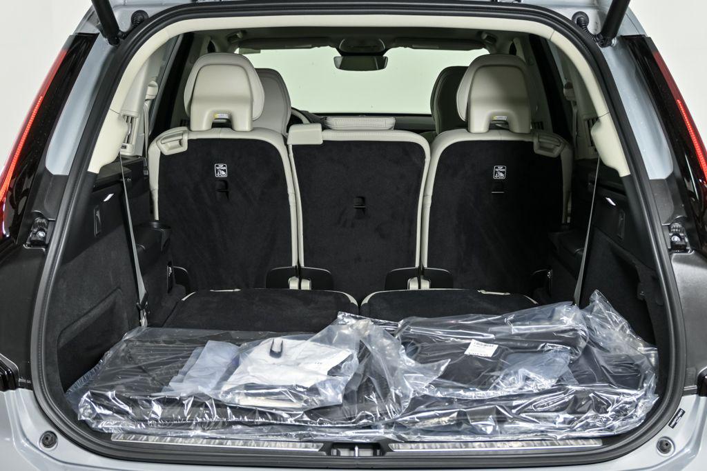 2026 Volvo XC90 ULTRA, B6 AWD GAS (MILD HYBRID), GASOLINE, BR — миниатюра 32