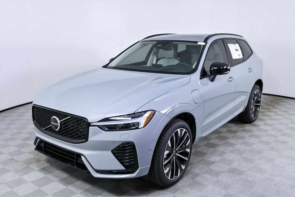 New 2026 Volvo XC60 Plug-In Hybrid Ultra, T8 AWD Electric/Gasoline, Dark