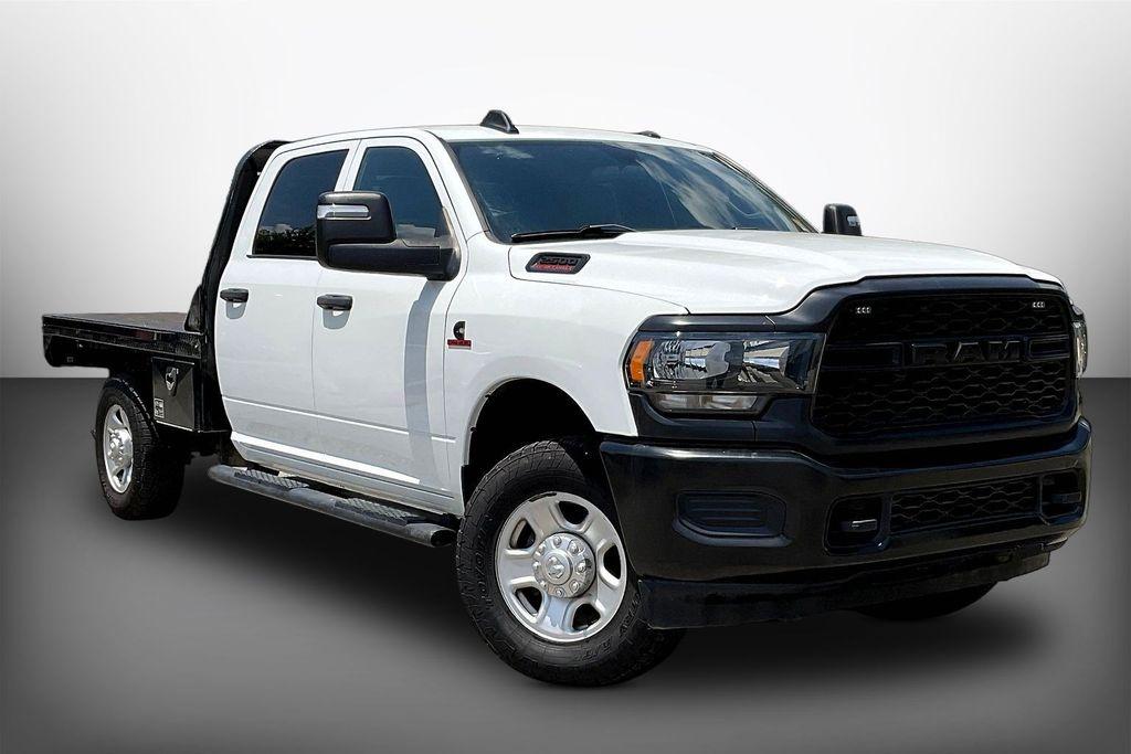 2023 RAM 2500 TRADESMAN photo 3