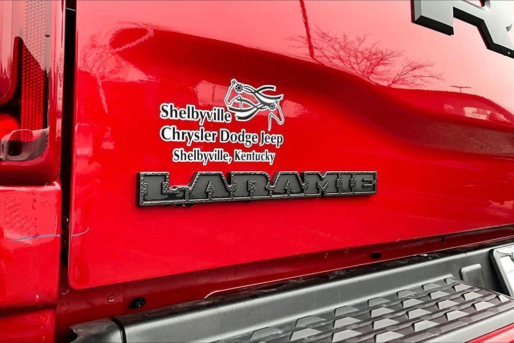 2026 RAM 2500 LARAMIE photo 9