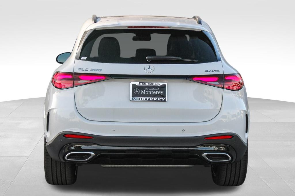 MERCEDES-BENZ GLC - 7