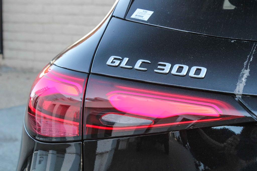 MERCEDES-BENZ GLC - 9