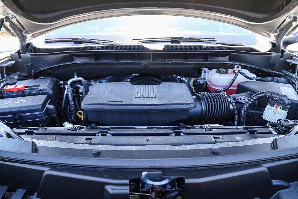 2025 Cadillac ESCALADE ESV PREMIUM LUXURY thumbnail 25