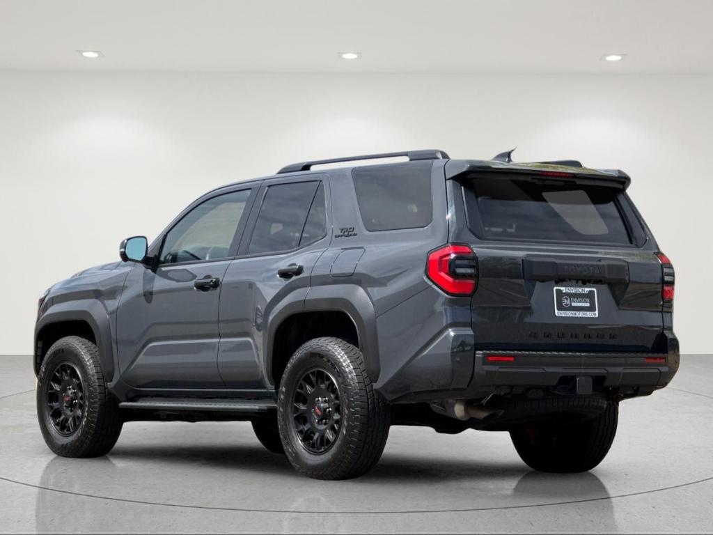 صورة 4 لـ 2025 Toyota 4RUNNER SPORT