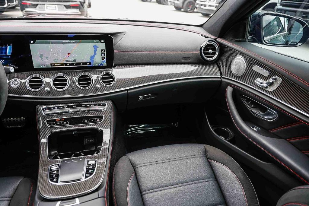 2022 Mercedes-BENZ AMG E 53 BASE 4MATIC — миниатюра 15
