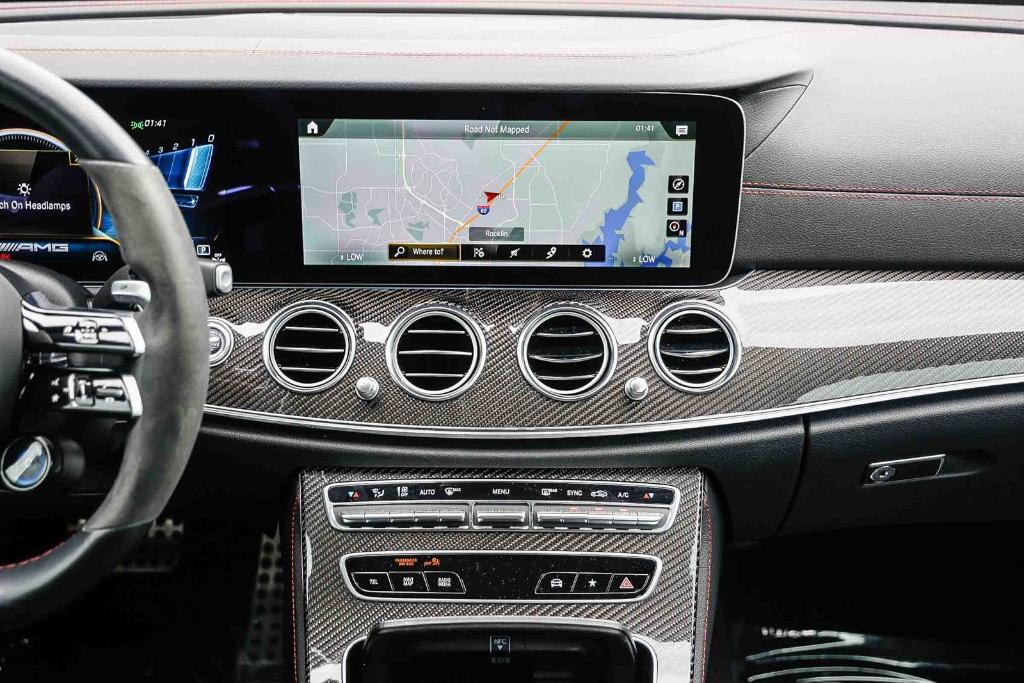 2022 Mercedes-BENZ AMG E 53 BASE 4MATIC — миниатюра 11