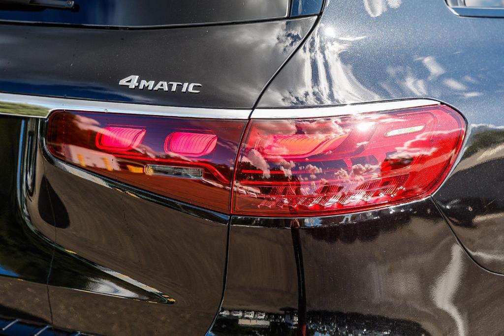 MERCEDES-BENZ GLS - 8