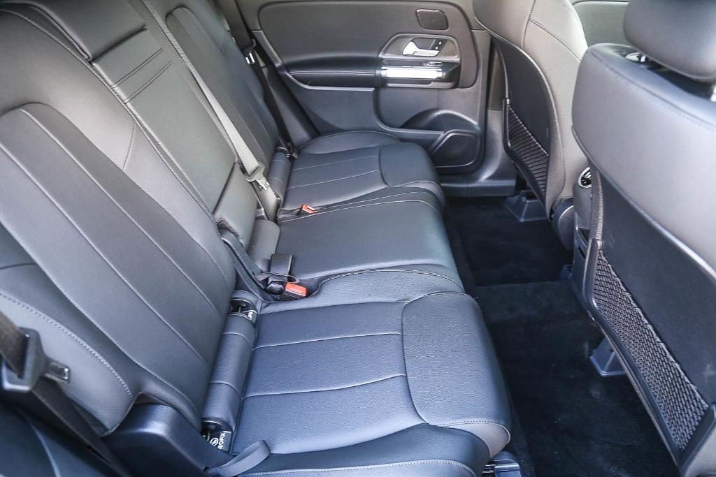 2026 Mercedes-BENZ GLB 缩略图 16