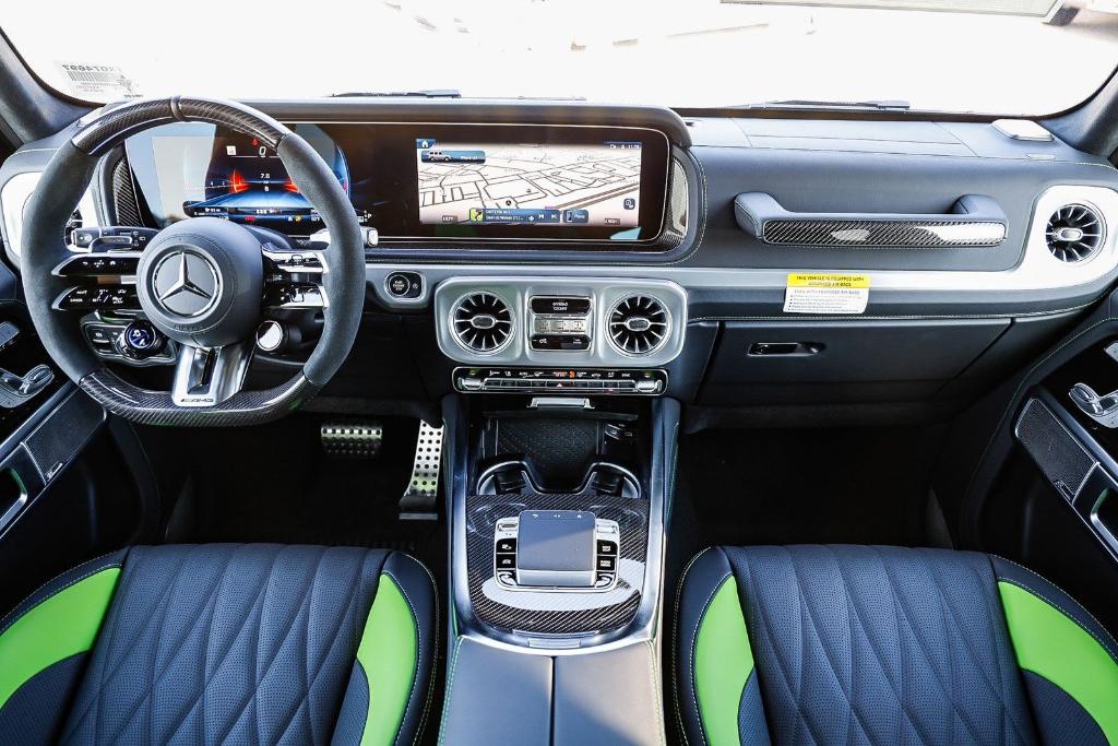 2026 Mercedes-BENZ AMG G 63 BASE — миниатюра 11