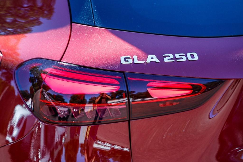 2026 Mercedes-BENZ GLA — миниатюра 9