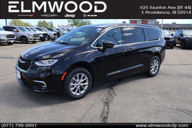 New 2026 Chrysler Pacifica L