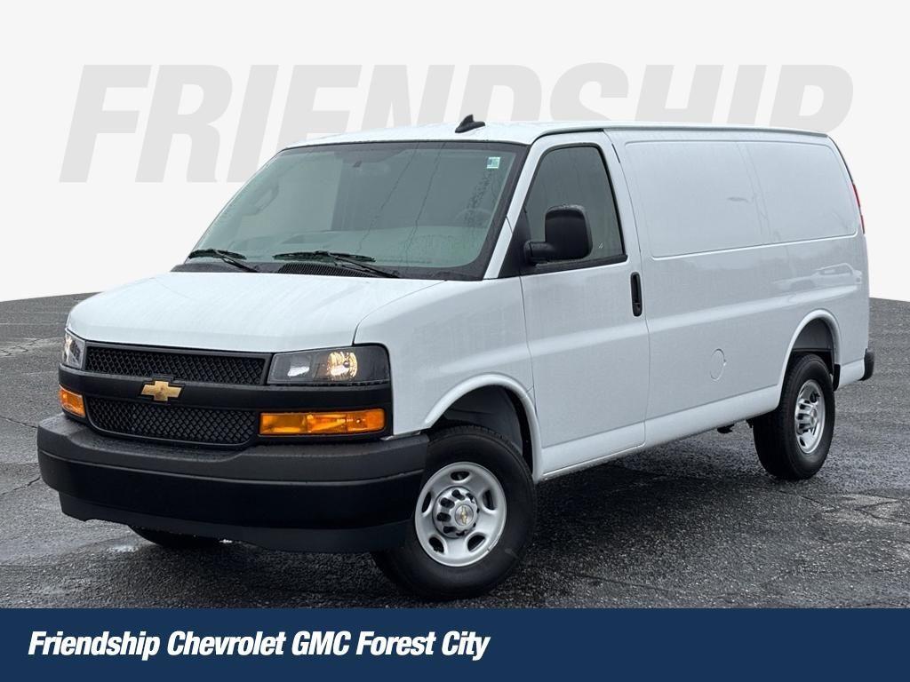 New 2025 Chevrolet Express 3500 Work Van