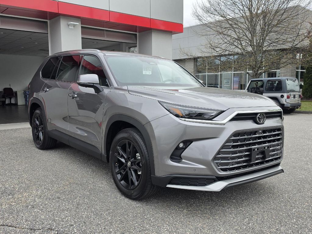 New 2026 Toyota Grand Highlander Hybrid Limited MAX