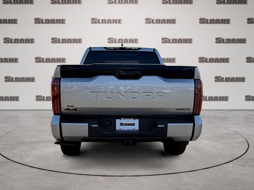 TOYOTA TUNDRA - 4