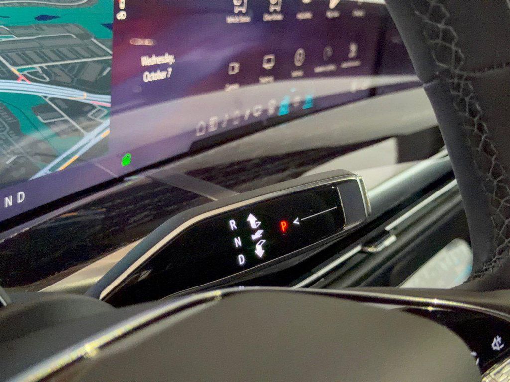 2026 Cadillac ESCALADE IQL SPORT 缩略图 21