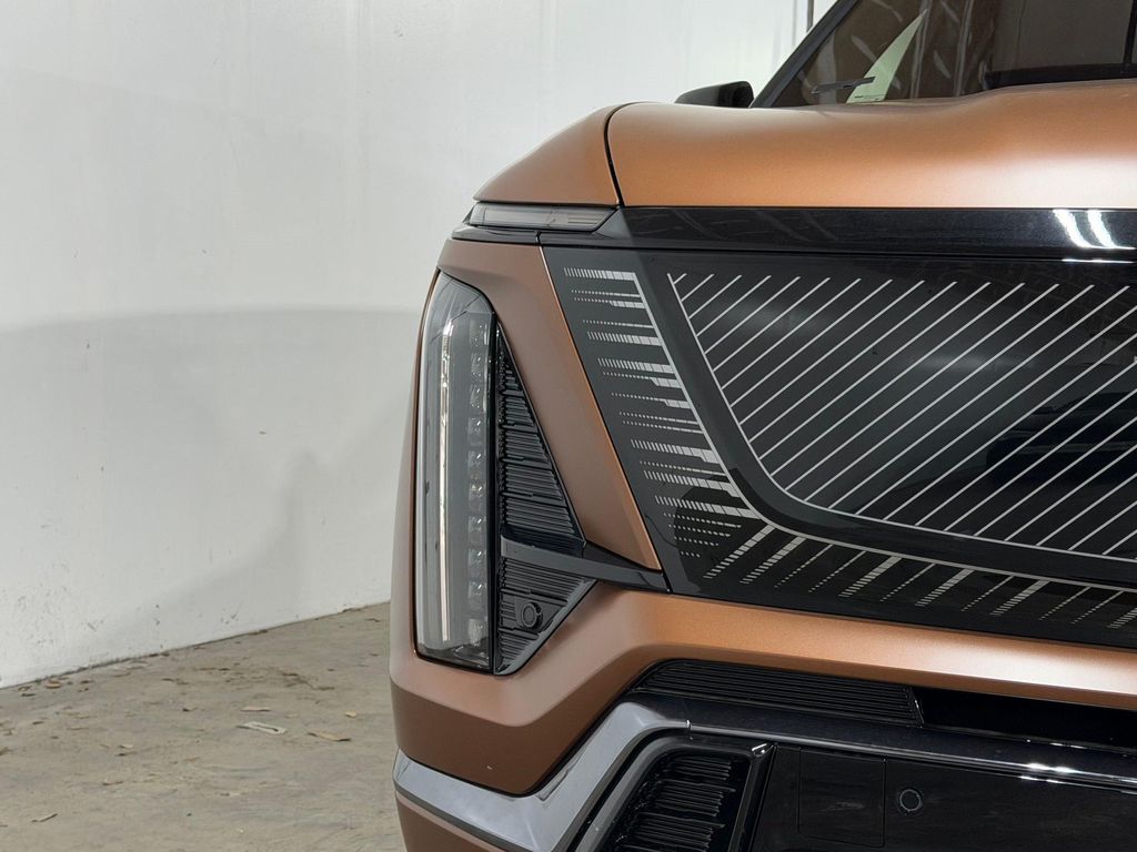2027 Cadillac VISTIQ PLATINUM — фото 10